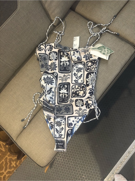 Agua Bendita Other - Aguabendita Navy & White Floral Tile
One-Piece Swimsuit.